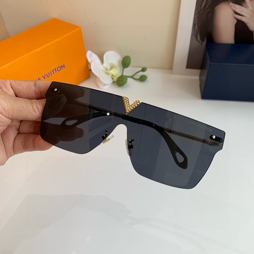 ルイヴィトンサングラス側面デザイン